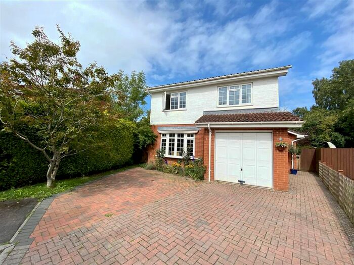 4 Bedroom Detached House For Sale In Wyelands View, Mathern, Chepstow, NP16