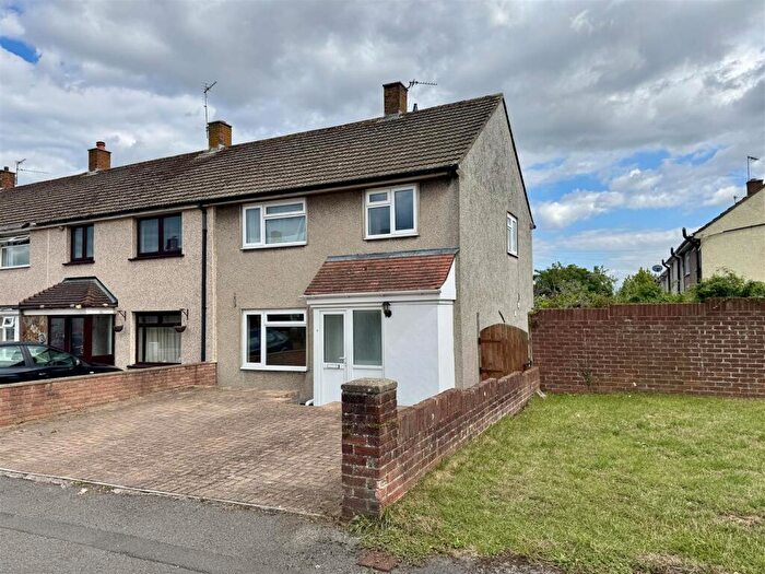 3 Bedroom End Of Terrace House To Rent In Aust Crescent, Chepstow, NP16