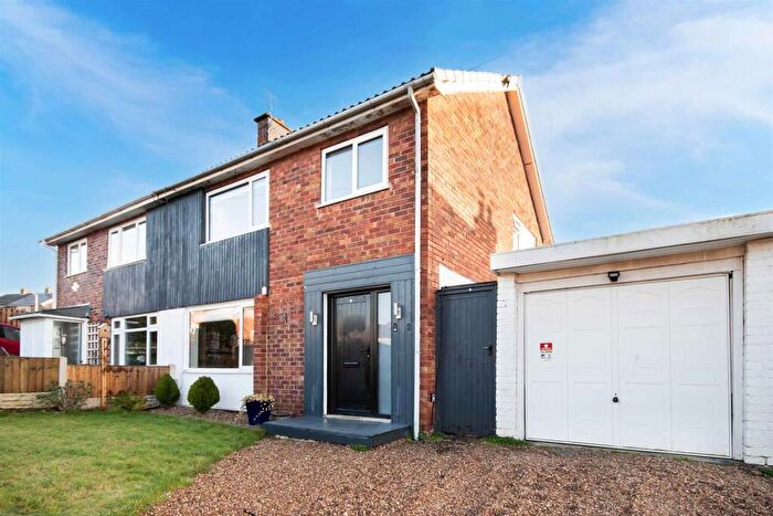 3 Bedroom Semi Detached House For Sale In , Moorlands Crescent, Whiston, Rotherham, S60