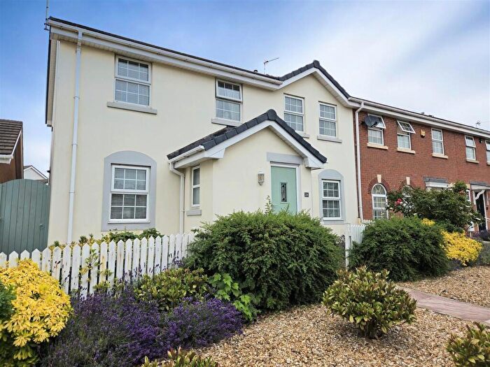 4 Bedroom End Of Terrace House For Sale In Hermitage Way, Lytham, FY8