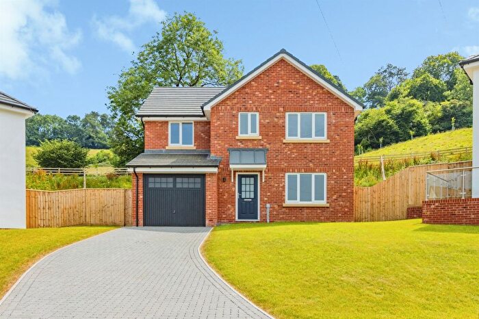 4 Bedroom Detached House For Sale In Orchard End, Newton Abbot, Devon, TQ12