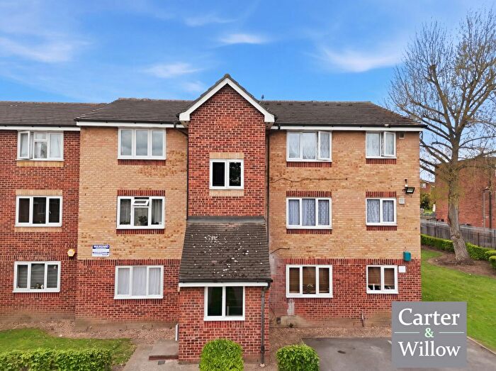 1 Bedroom Flat For Sale In Honey Close, Dagenham, RM10