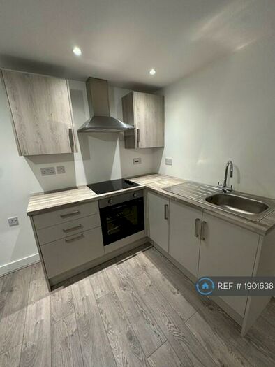 1 Bedroom Flat To Rent In St George&#;S Lodge, Stalybridge, SK15