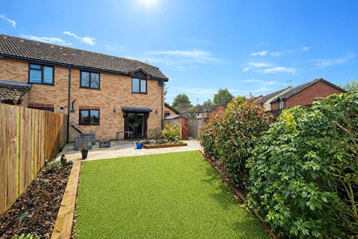 2 Bedroom End Terrace House For Sale In Britten Close, Ash, GU12