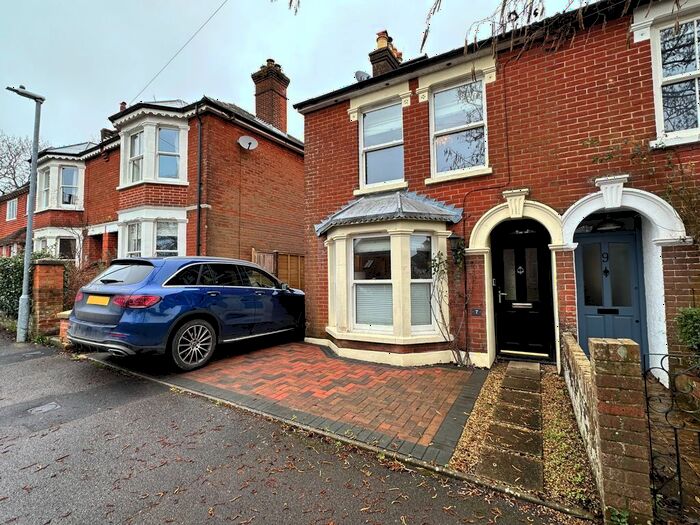 3 Bedroom Semi-Detached House To Rent In St Andrews Road, Salisbury, SP2