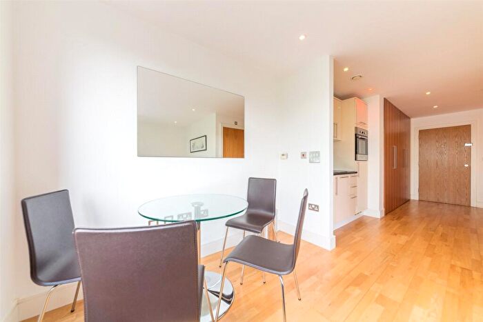 Apartment For Sale In Indescon Square, London, E14