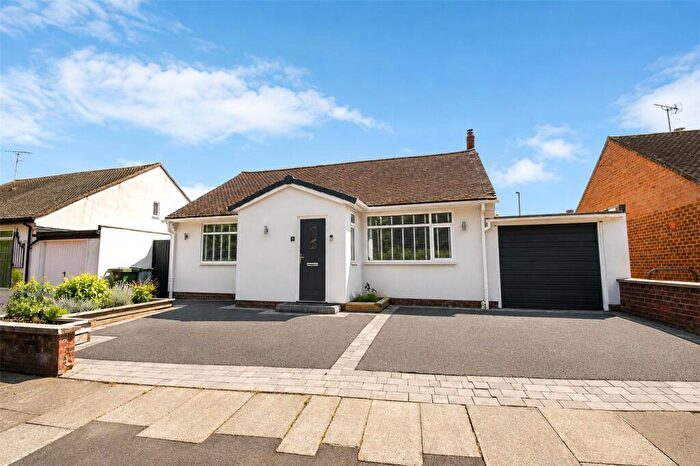 3 Bedroom Bungalow For Sale In Thingwall Road East, Thingwall, Wirral, CH61