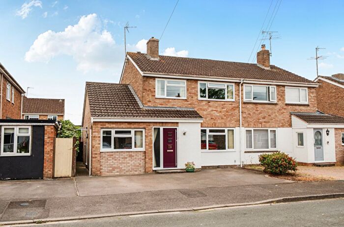 3 Bedroom Semi-Detached House For Sale In Elmvil Road, Tewkesbury, Gloucestershire, GL20