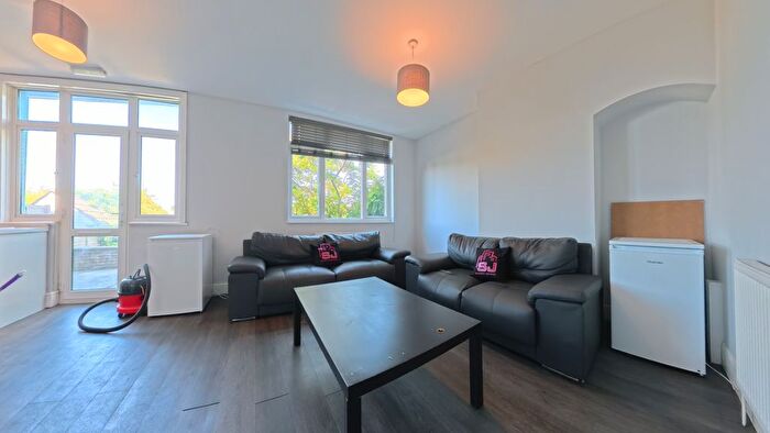 5 Bedroom Detached House To Rent In Mafeking Road, Brighton, BN2