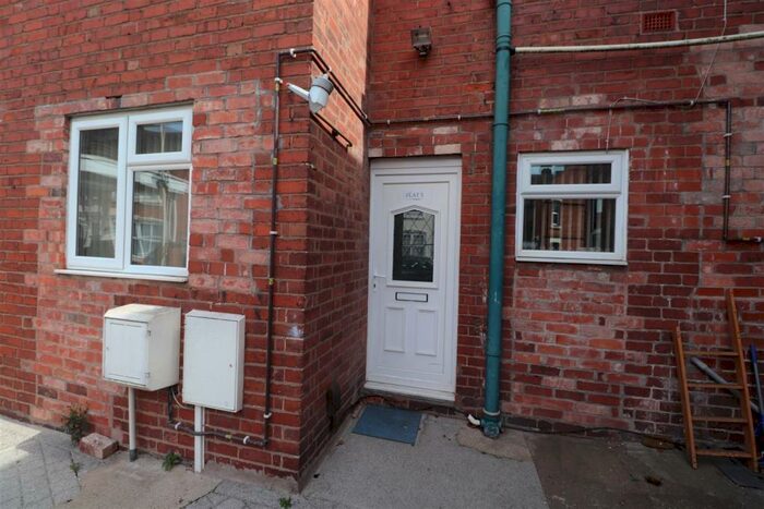 2 Bedroom Flat To Rent In Walsgrave Road. Flat, Stoke, Coventry, CV2