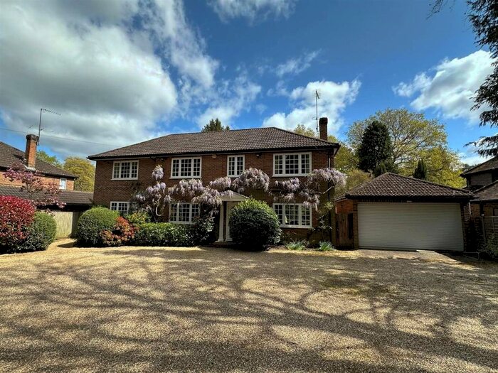 5 Bedroom Detached House For Sale In Blackhorse Road, Hook Heath, Woking, GU22