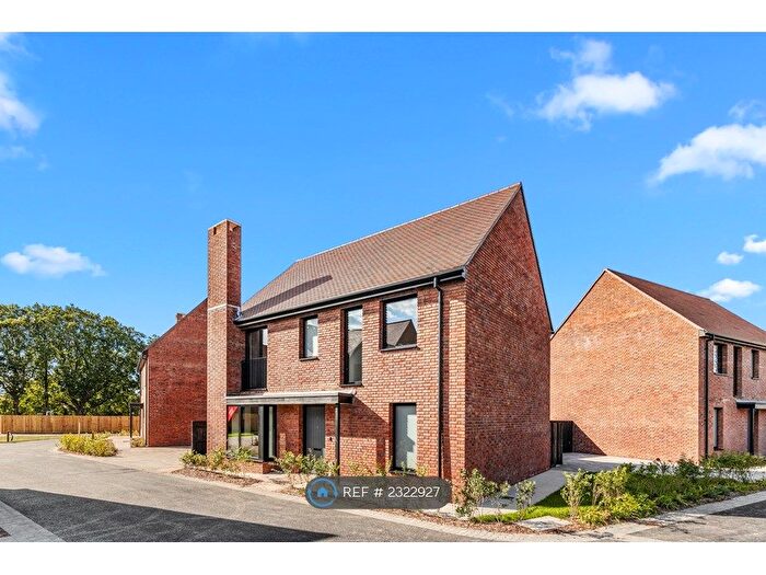 4 Bedroom Detached House To Rent In Horsham Road, Alfold, Cranleigh, GU6
