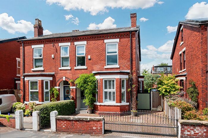 4 Bedroom Semi Detached House For Sale In Abington Road, Sale, M33