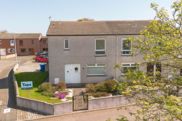 3 Bedroom Semi-Detached House For Sale In Angus Drive, Montrose, DD10