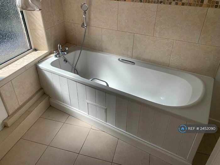 1 Bedroom Flat To Rent In Market Street, South Normanton, Alfreton, DE55