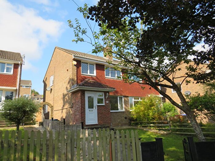 3 Bedroom Property To Rent In Manor Farm Road, Salisbury, SP1