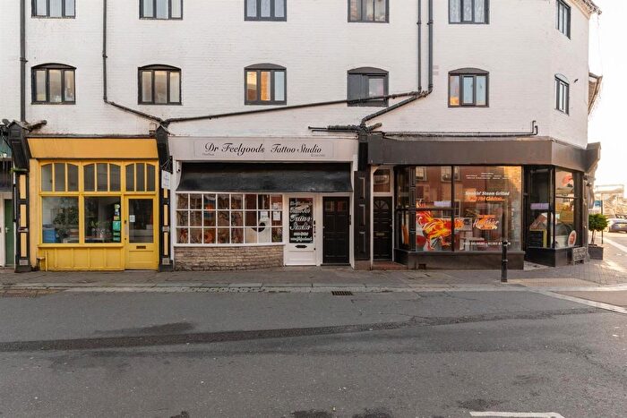 2 Bedroom Maisonette To Rent In Grand Parade, High Street, Poole, BH15