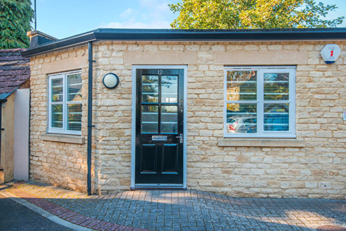 1 Bedroom Flat To Rent In Evelyn Court, B Cowley Road, Oxford, OX4