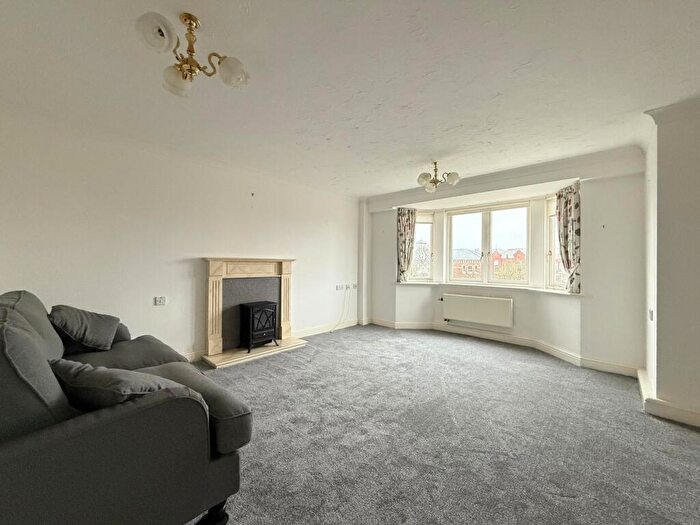 2 Bedroom Retirement Property For Sale In Lord Street, Southport, PR8