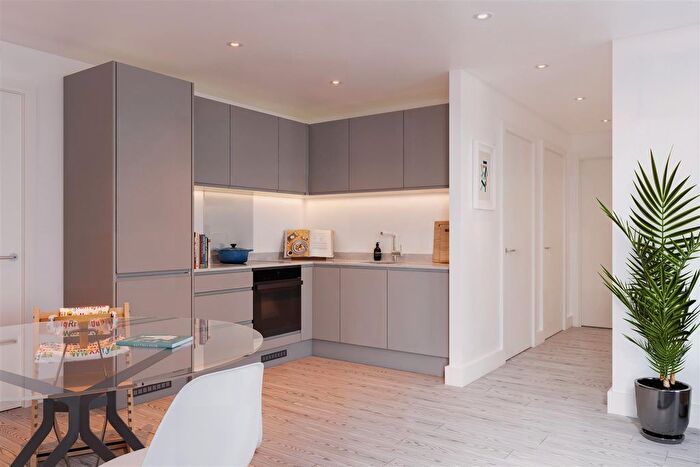 2 Bedroom Flat For Sale In Eliza Yard, Ancoats, M4