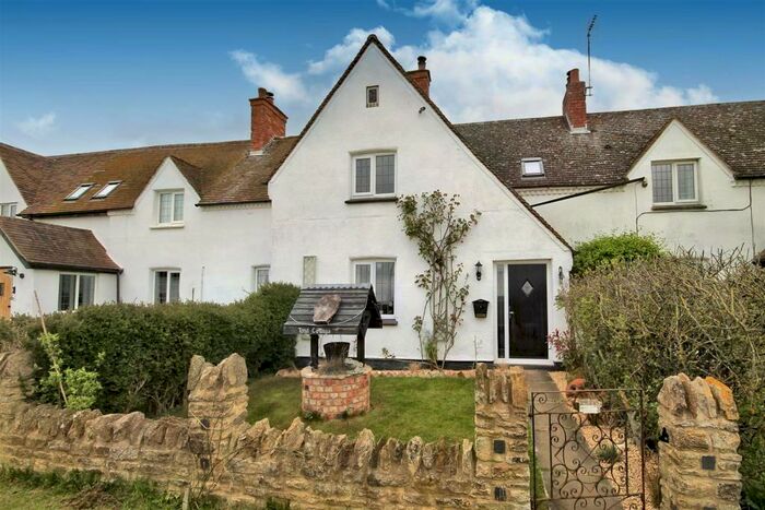 2 Bedroom Terraced House For Sale In Melchbourne Road, Knotting, Bedford, MK44