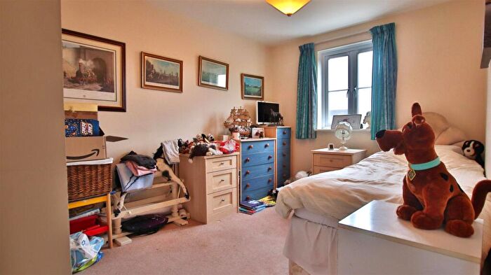 3 Bedroom End Of Terrace House For Sale In Musket Close, Walton Cardiff, Tewkesbury, GL20