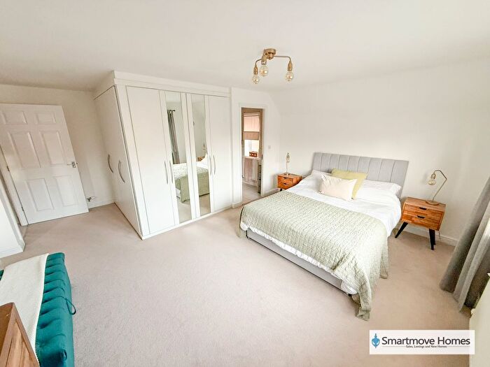 4 Bedroom Detached House For Sale In Trinity Way, Heanor, DE75