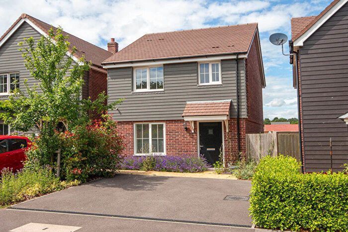 3 Bedroom Detached House For Sale In Anderdon Avenue, Rownhams, SO16