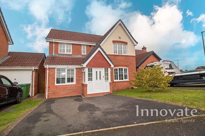 4 Bedroom Detached House For Sale In Mallen Drive, Tividale, Oldbury, B69