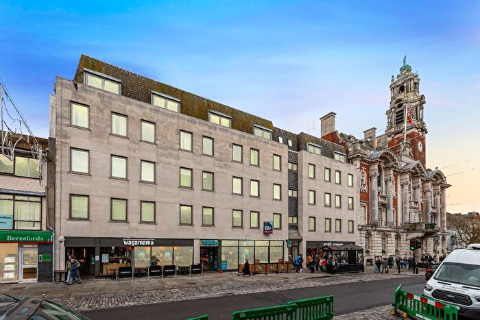 Studio To Rent In High Street, Colchester, CO1