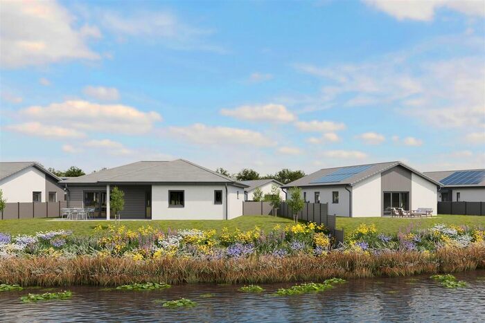 3 Bedroom Detached Bungalow For Sale In Bay Willow Road, Burton Waters, Lincoln, LN1