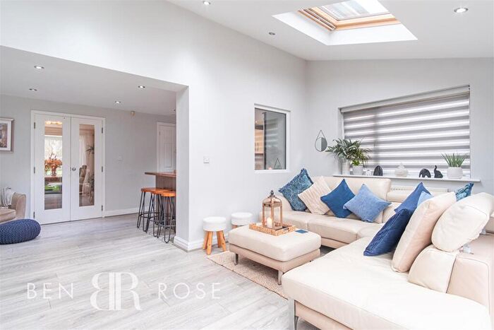 6 Bedroom Detached House For Sale In Birkdale Close, Euxton, Chorley, PR7