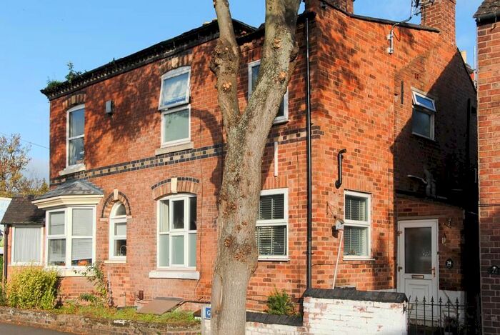 2 Bedroom End Of Terrace House To Rent In Guy Street, Warwick, CV34