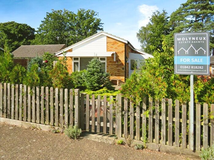 2 Bedroom Detached Bungalow For Sale In Oaklands Drive, Brandon, IP27