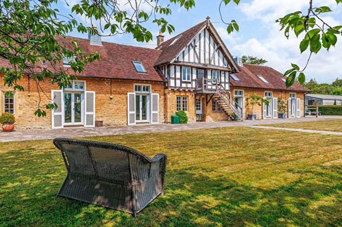 5 Bedroom Detached House For Sale In Sezincote, GL56