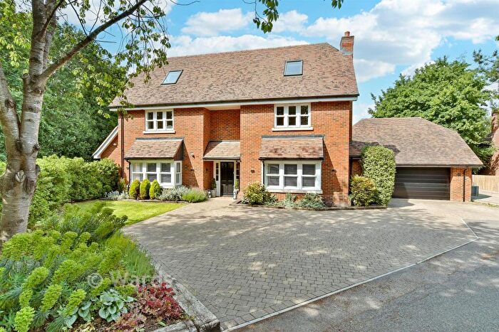 6 Bedroom Detached House For Sale In Orwell Spike, West Malling, Kent, ME19