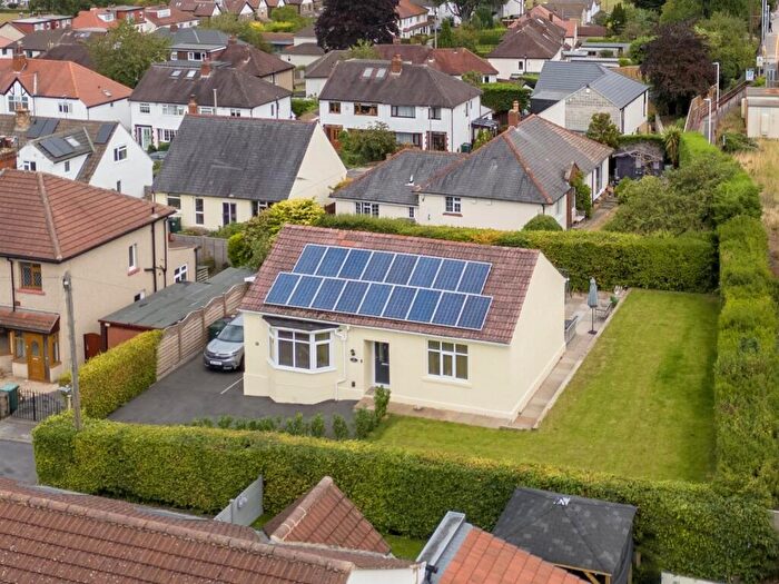 2 Bedroom Detached Bungalow For Sale In Craigmore Drive, Ilkley, LS29