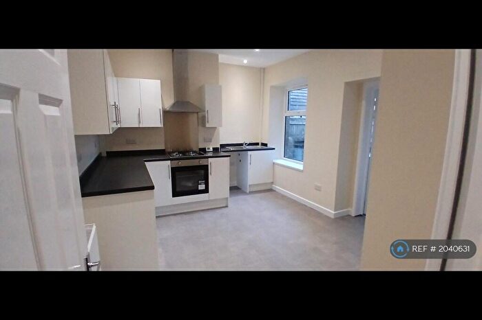 4 Bedroom Terraced House To Rent In Cort St, Consett, DH8