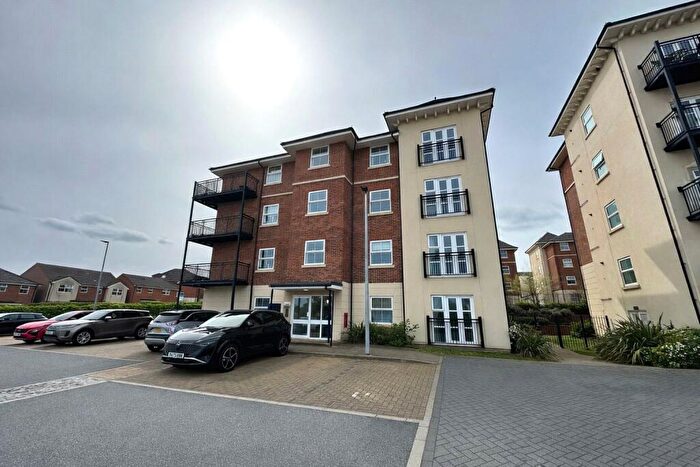 2 Bedroom Flat To Rent In Sopwith Drive, Farnborough, Hampshire, GU14