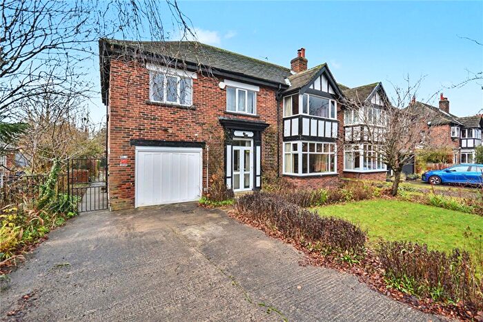 5 Bedroom Semi Detached House For Sale In Whinmoor Gardens, Leeds, West Yorkshire, LS14