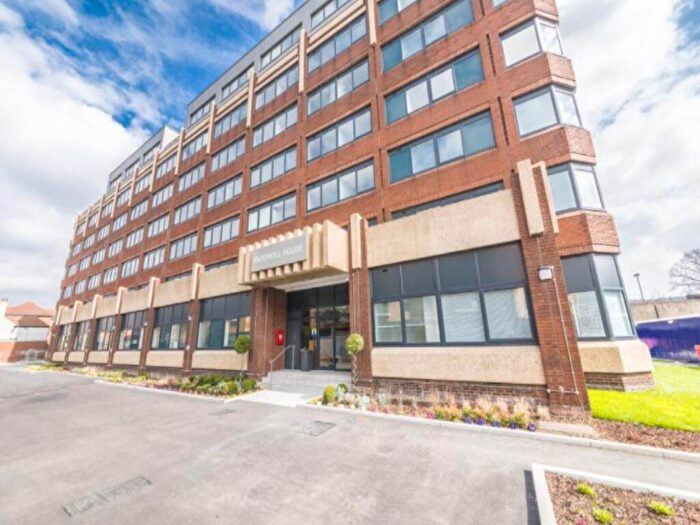 1 Bedroom Flat To Rent In Papermill House, Romford, Essex, RM1