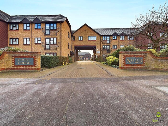2 Bedroom Flat For Sale In Court Lodge, Erith Road, Belvedere, Kent, DA17