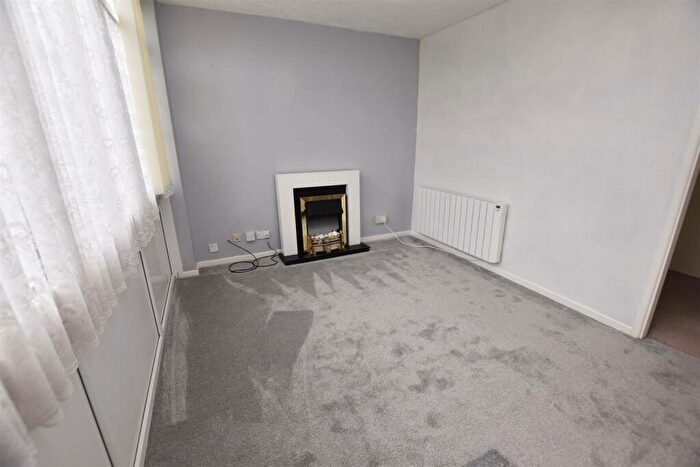 1 Bedroom Apartment To Rent In Puxton Drive, Kidderminster, DY11