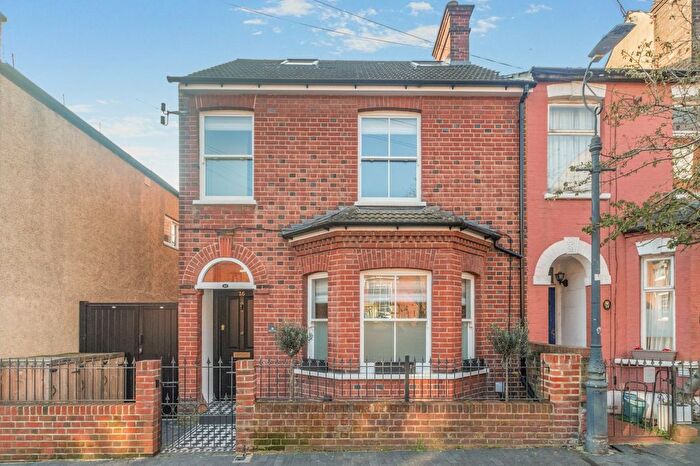 4 Bedroom End Terrace House For Sale In College Street, St. Albans, Hertfordshire, AL3