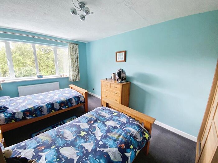 4 Bedroom Detached House For Sale In Mansfield Court, Newland Park, Hull, HU5