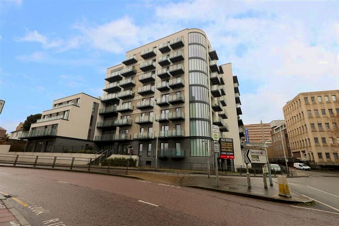 1 Bedroom Flat To Rent In Panorama Apartments, Harefield Road, Uxbridge, UB8