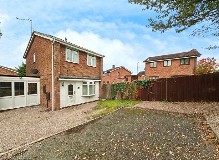 3 Bedroom Link Detached House For Sale In Rosewood Drive, Coppice Farm, Willenhall, WV12