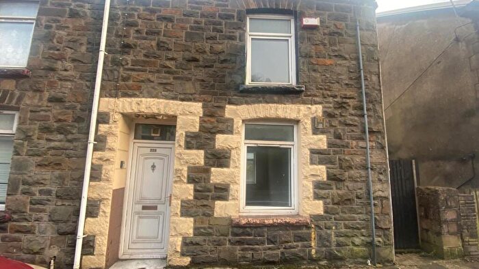 2 Bedroom Terraced House To Rent In East Road, Tylorstown, Ferndale, CF43