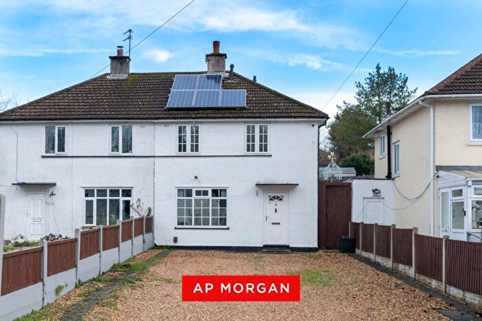 2 Bedroom Semi Detached House For Sale In Houldey Road, Birmingham, West Midlands, B31