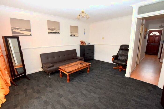 3 Bedroom Flat To Rent In Chobham Road, Stratford, E15